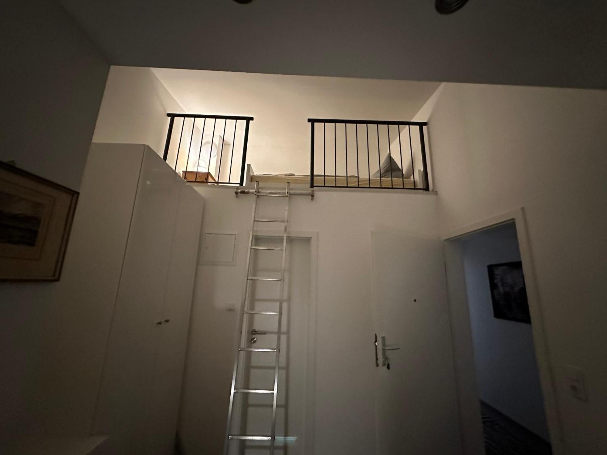 Estelada Boarding Houses - Bogenhausen Мюнхен Экстерьер фото